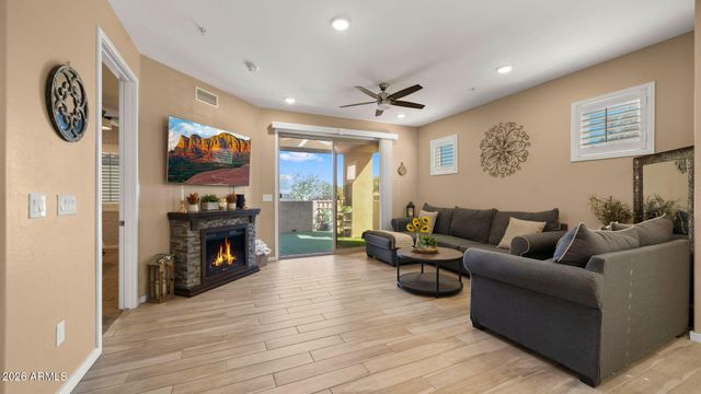 250 W QUEEN CREEK Road 108, Chandler, AZ 85248