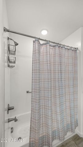 250 W QUEEN CREEK Road 108, Chandler, AZ 85248