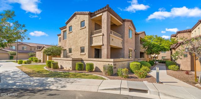 250 W QUEEN CREEK Road 108, Chandler, AZ 85248