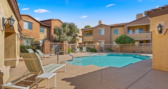 250 W QUEEN CREEK Road 108, Chandler, AZ 85248