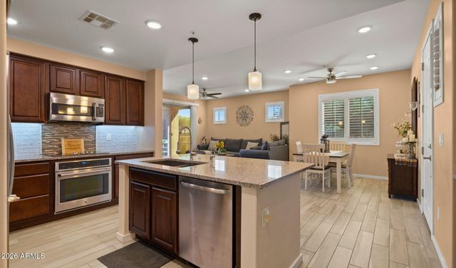 250 W QUEEN CREEK Road 108, Chandler, AZ 85248