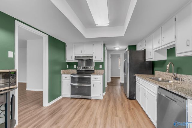 2009 E Tuliptree Drive, Huntsville, AL 35803