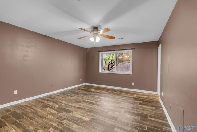 2009 E Tuliptree Drive, Huntsville, AL 35803