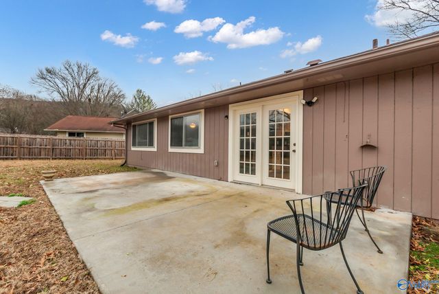 2009 E Tuliptree Drive, Huntsville, AL 35803