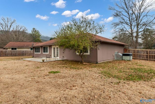 2009 E Tuliptree Drive, Huntsville, AL 35803