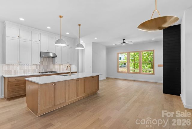 35 Grindstaff Drive, Asheville, NC 28803