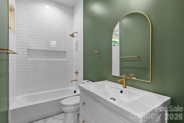 35 Grindstaff Drive, Asheville, NC 28803