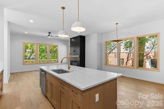 35 Grindstaff Drive, Asheville, NC 28803