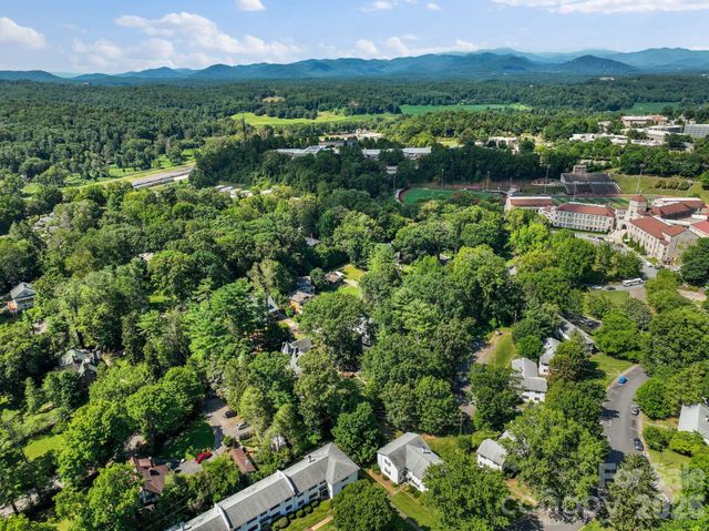 35 Grindstaff Drive, Asheville, NC 28803