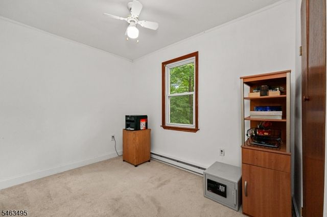 19 Skyland Ave, Wanaque Boro, NJ 07420