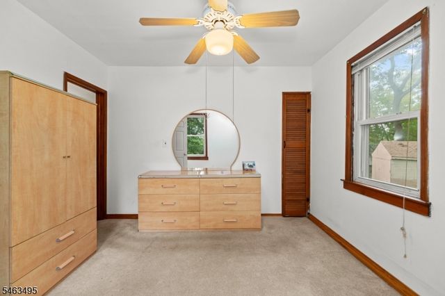 19 Skyland Ave, Wanaque Boro, NJ 07420