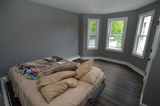 237 River St B, Haverhill, MA 01832