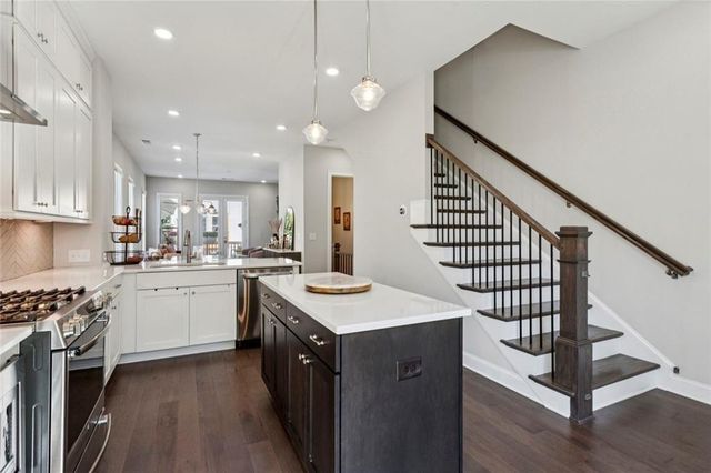 4219 Deming Circle, Sandy Springs, GA 30342