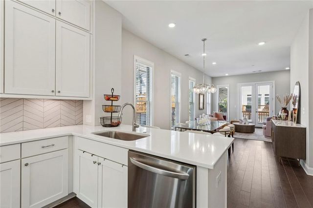 4219 Deming Circle, Sandy Springs, GA 30342