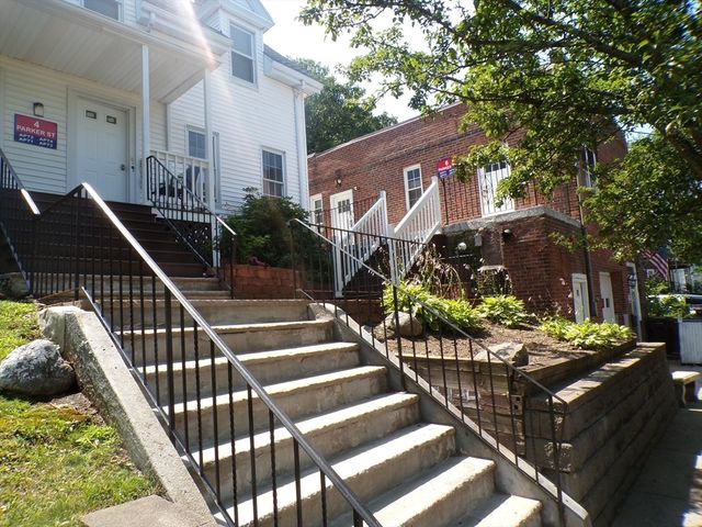 4 Parker St 1, Everett, MA 02149