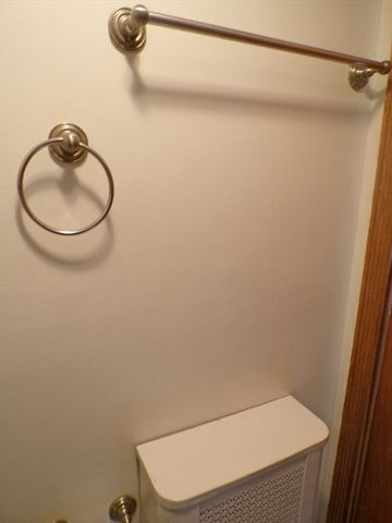 4 Parker St 1, Everett, MA 02149