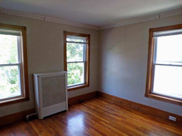 4 Parker St 1, Everett, MA 02149