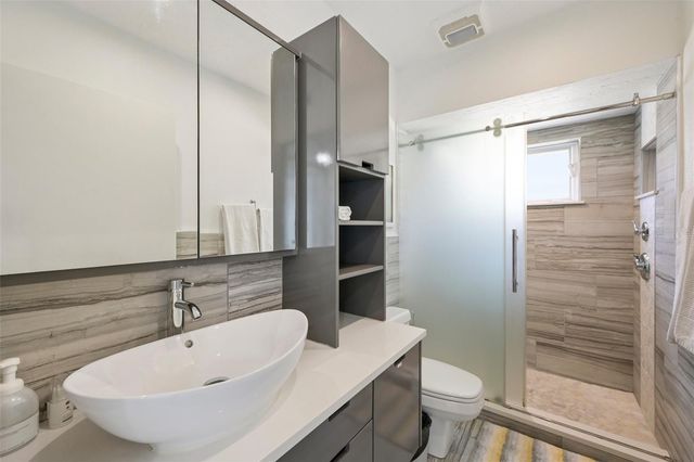 660 CEDARS COURT, Longboat Key, FL 34228