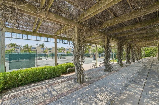 660 CEDARS COURT, Longboat Key, FL 34228