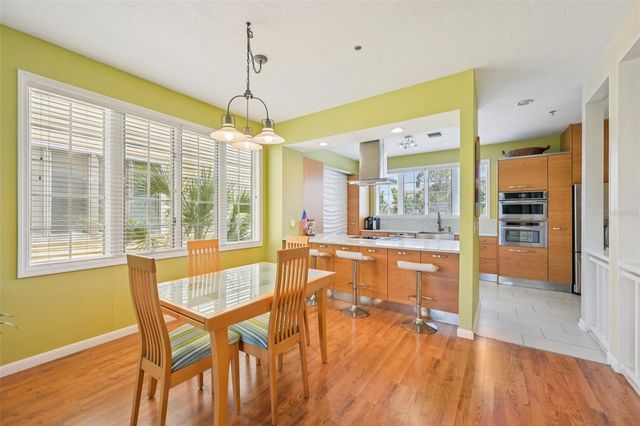 660 CEDARS COURT, Longboat Key, FL 34228