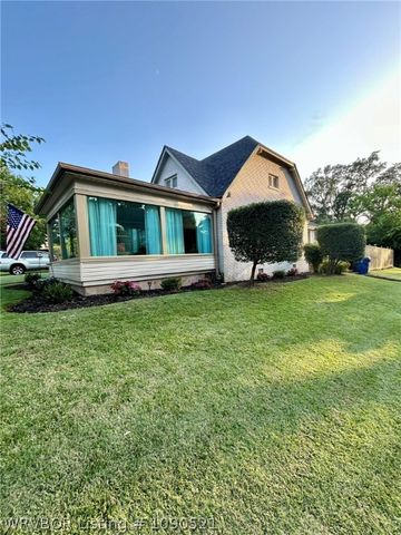 1100 S 26th Street, Fort Smith, AR 72901