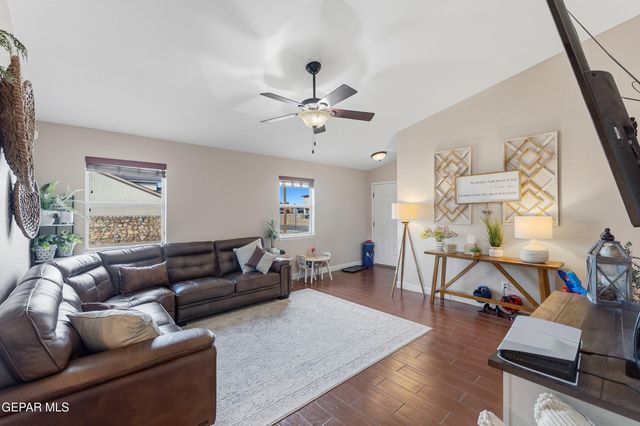 14056 RED DEER ROCK Drive, El Paso, TX 79938