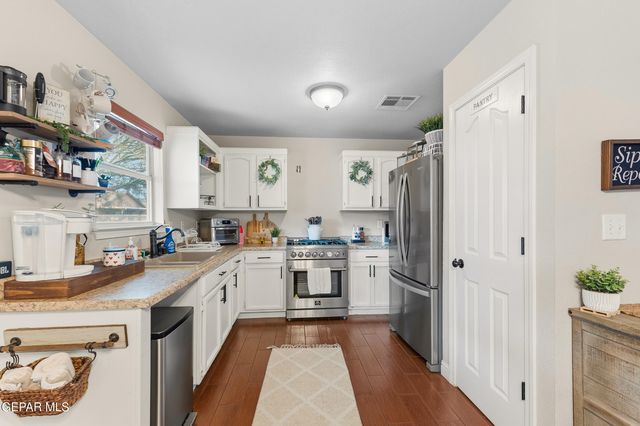 14056 RED DEER ROCK Drive, El Paso, TX 79938