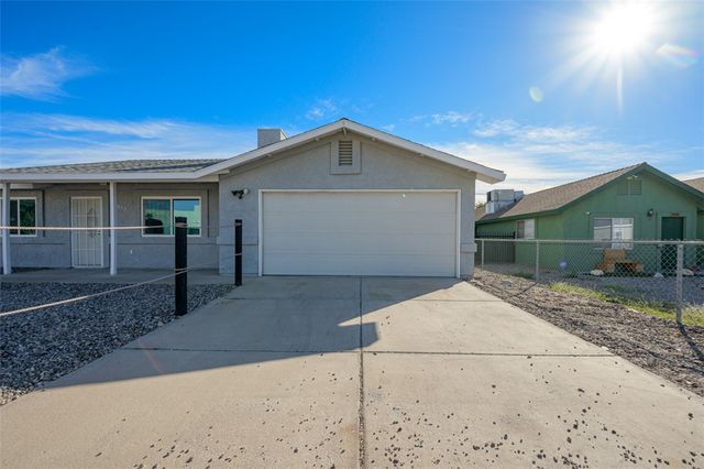 1832 Coral Isle Drive, Bullhead City, AZ 86442