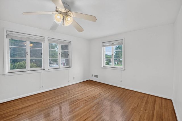 526 Glencoe Avenue, Waterloo, IA 50701