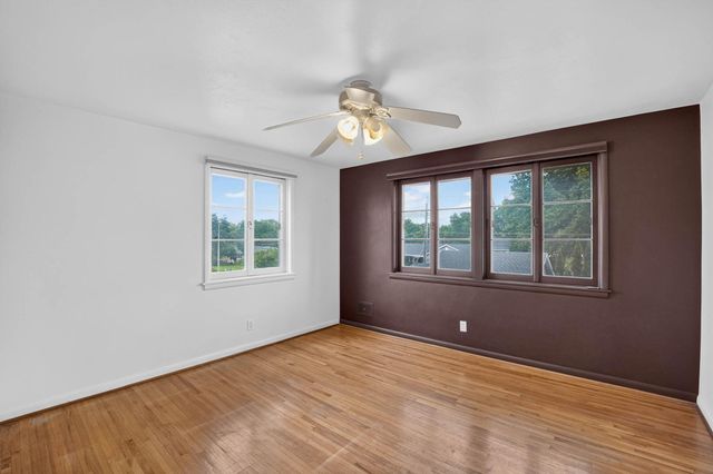 526 Glencoe Avenue, Waterloo, IA 50701