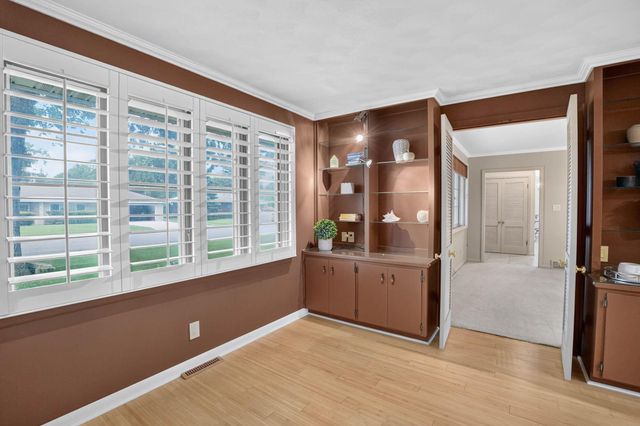 526 Glencoe Avenue, Waterloo, IA 50701