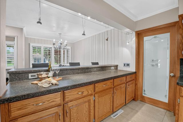 526 Glencoe Avenue, Waterloo, IA 50701