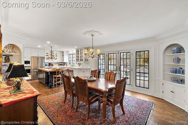 275 Barden Road, Bloomfield Hills, MI 48304