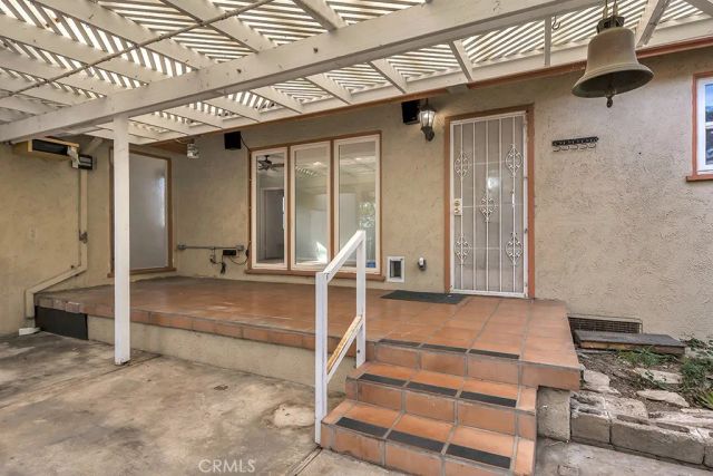 20539 Enadia Way, Winnetka, CA 91306