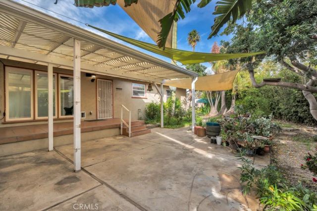 20539 Enadia Way, Winnetka, CA 91306