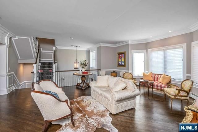 21 Sherbrooke, Saddle River, NJ 07458