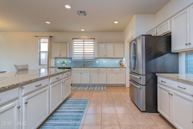 38676 S Running Roses Lane, Tucson, AZ 85739