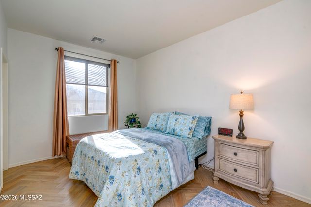 38676 S Running Roses Lane, Tucson, AZ 85739