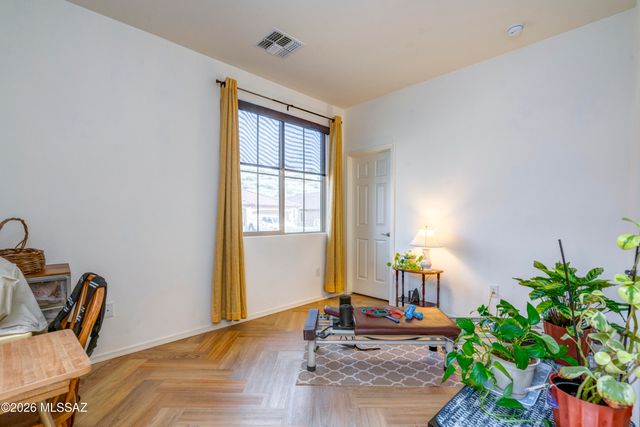 38676 S Running Roses Lane, Tucson, AZ 85739