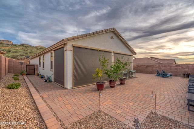 38676 S Running Roses Lane, Tucson, AZ 85739