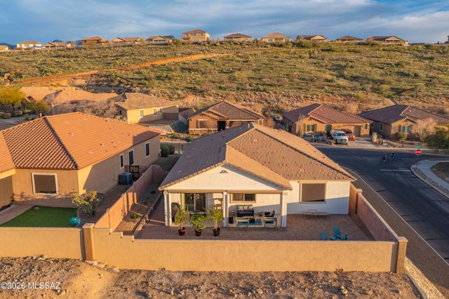 38676 S Running Roses Lane, Tucson, AZ 85739