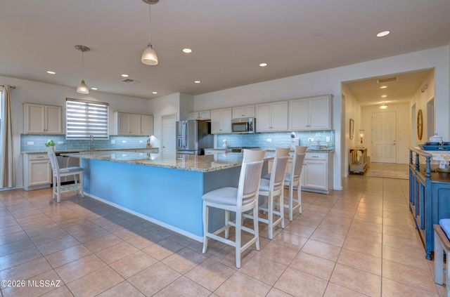 38676 S Running Roses Lane, Tucson, AZ 85739