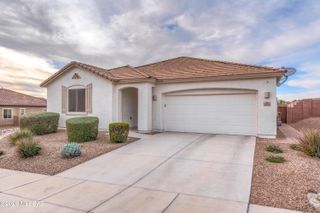 38676 S Running Roses Lane, Tucson, AZ 85739