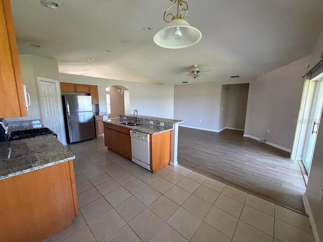 18014 ARBOR CREST DRIVE, Tampa, FL 33647