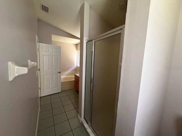 18014 ARBOR CREST DRIVE, Tampa, FL 33647