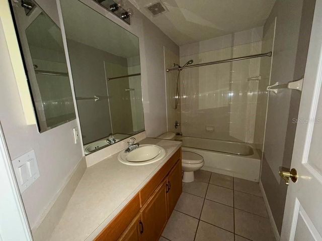 18014 ARBOR CREST DRIVE, Tampa, FL 33647