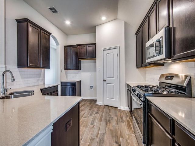 2727 Salt Creek Way, Celina, TX 75078
