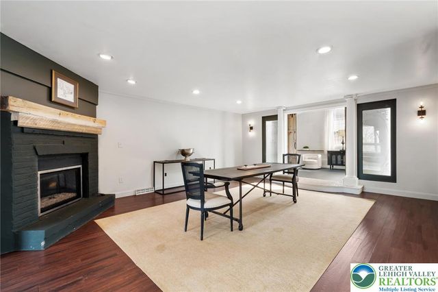 2230 Greenwood Road, Salisbury Twp, PA 18103