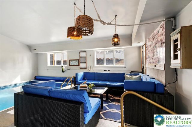 2230 Greenwood Road, Salisbury Twp, PA 18103