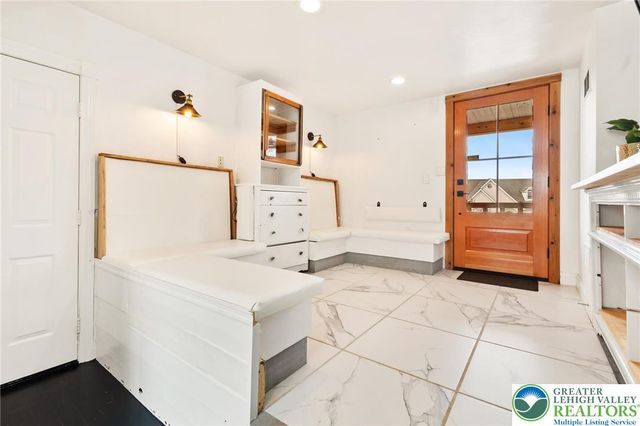 2230 Greenwood Road, Salisbury Twp, PA 18103